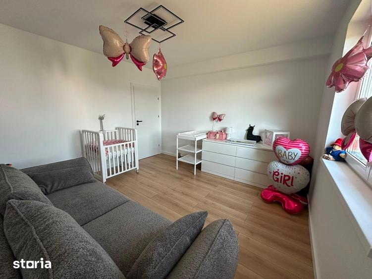 Casă cu 4 camere cu Teren 650 Mp în Domnești