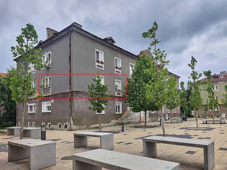 Apartament cu 2 camere decomandat în Central
