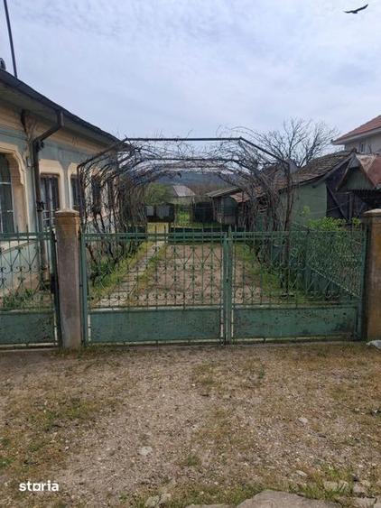 Casa de vanzare in comuna Lipovu jud Dolj - 2