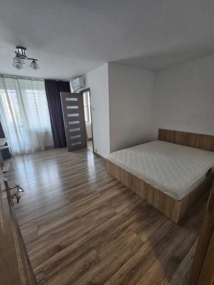 Garsonieră semidecomandată în Păcii