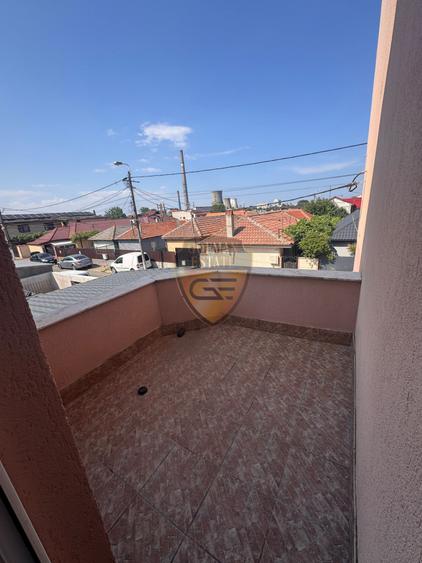 Apartament cu 4 camere decomandat, mobilat în Viile Noi