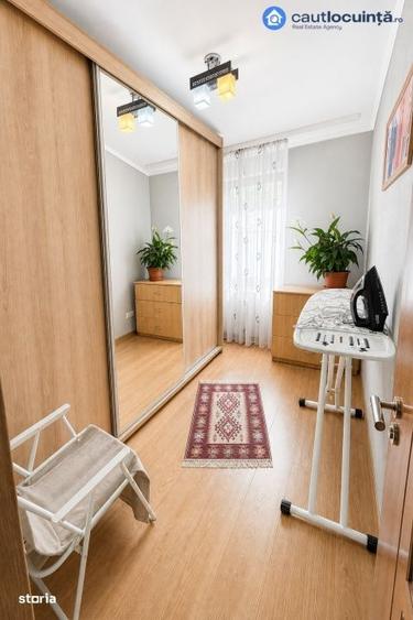 Casă cu 3 camere cu Teren 147 Mp în Andronache