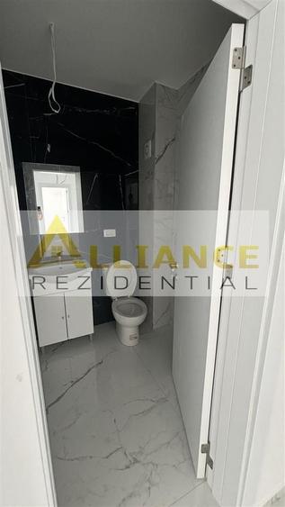 Apartament cu 2 camere decomandat în Apărătorii Patriei