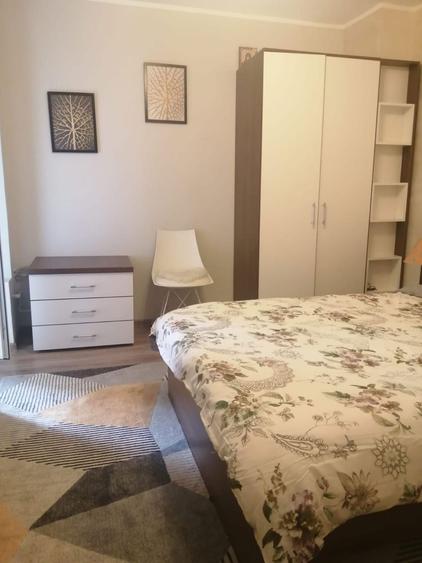 Apartament cu 2 camere decomandat în Exterior Vest
