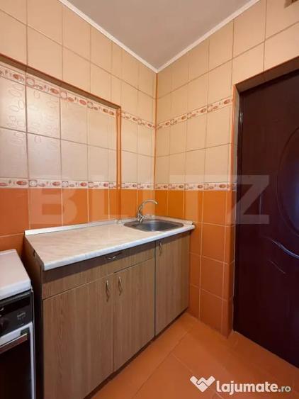 Garsonieră semidecomandată în Micro 39