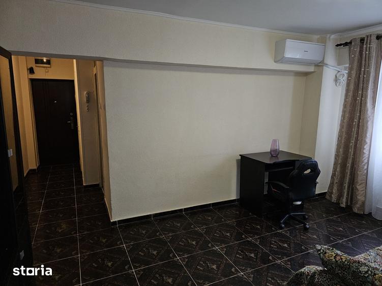 Apartament cu 3 camere în Tudor Vladimirescu