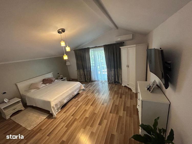 Casă cu 4 camere în Central