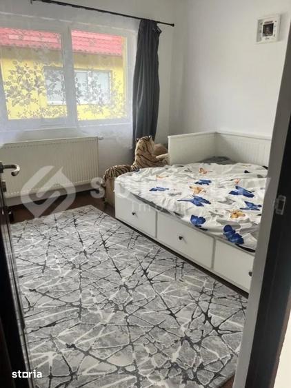 Casă cu 4 camere cu Teren 300 Mp în Florești