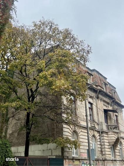 Casă cu Teren 286 Mp în Gara de Nord