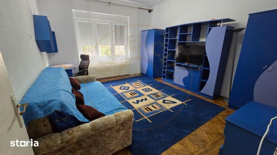 Apartament cu 3 camere decomandat în Titulescu