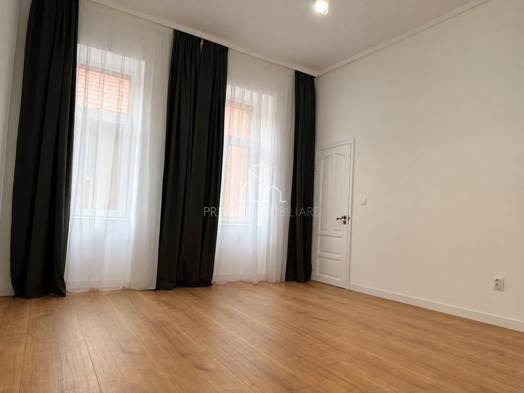 Apartament cu 2 camere nedecomandat în Ultracentral