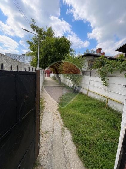 Casă cu 2 camere cu Teren 286 Mp în Periferie