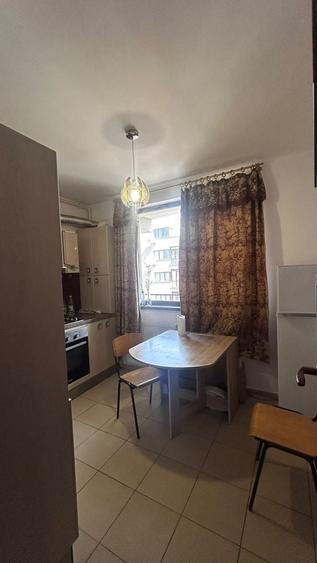 Apartament cu 2 camere semidecomandat, mobilat în Drumul Taberei