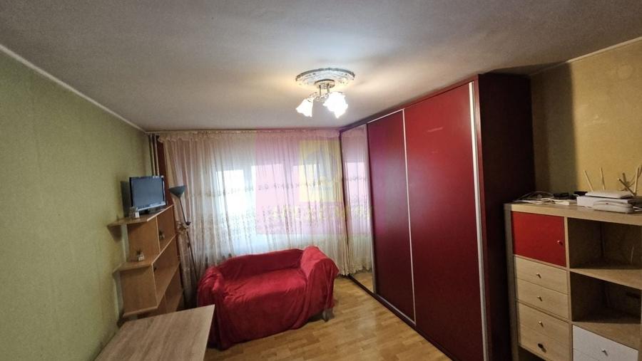 Apartament cu 2 camere decomandat, mobilat în Vitan