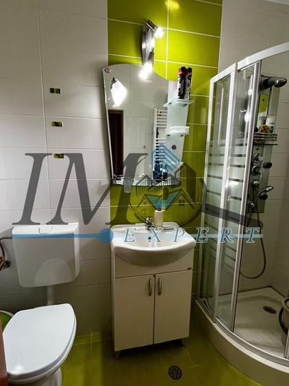 Casă individuală cu 4 camere cu Canalizare în Nord