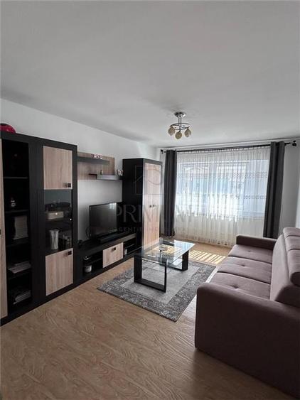 Apartament cu 2 camere decomandat, mobilat în Girocului
