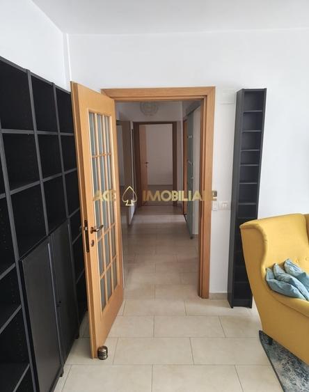 Apartament cu 2 camere decomandat, mobilat în Vitan