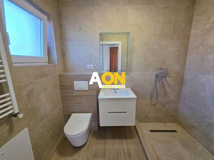 Casă individuală cu 4 camere cu Canalizare în Cetate