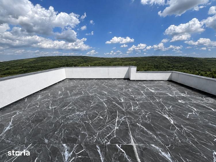 Casă cu 4 camere cu Teren 270 Mp în Rediu