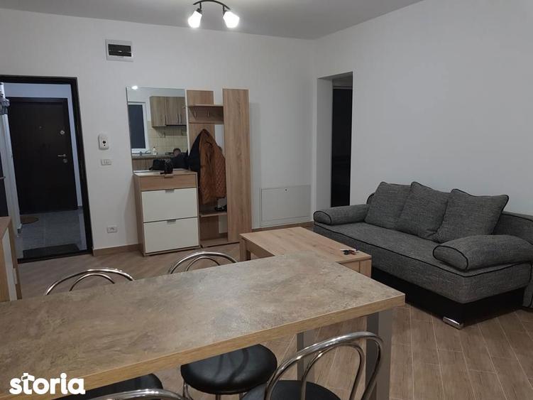 Apartament cu 3 camere, mobilat în Dumbrăvița