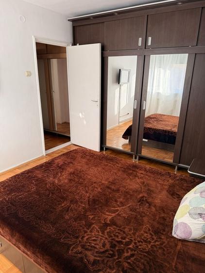Inchiriez ap. 2 camere, et. 4/4, mobilat, utilat, zona centrala - 2