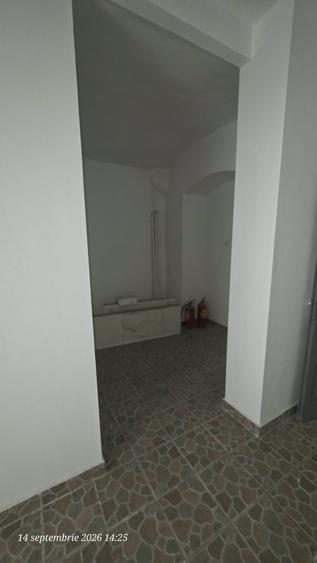 Spațiu comercial, de 91 mp, în Central