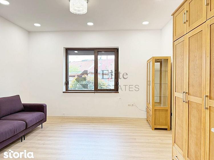 Casă cu 4 camere cu Teren 250 Mp în Ultracentral