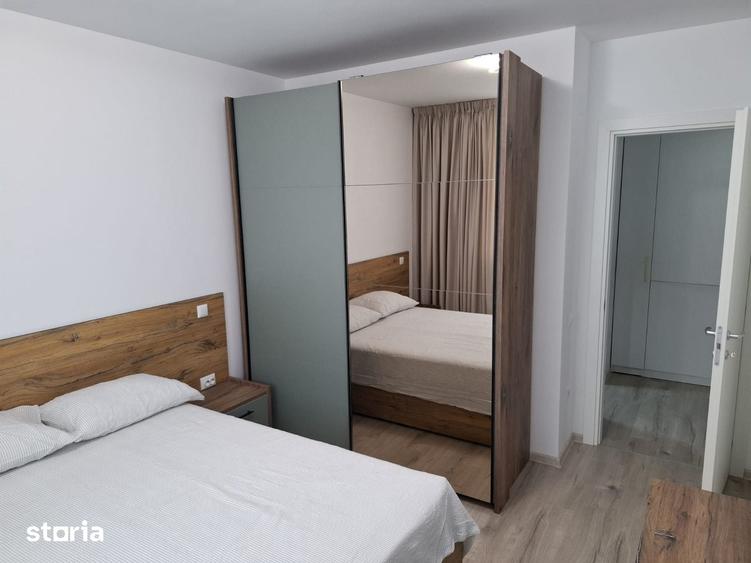 Apartament cu 6 camere decomandat în Central