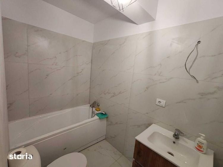 Apartament cu 2 camere decomandat în Bârnova