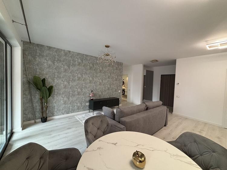 Apartament cu 2 camere decomandat, mobilat în Aradului