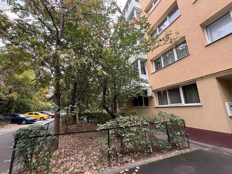 Apartament cu 2 camere decomandat, mobilat în Drumul Taberei