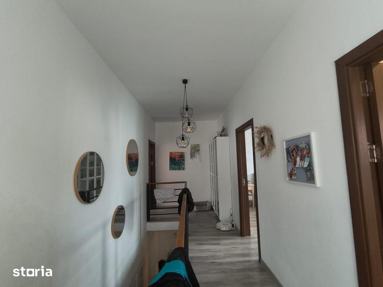 Casă cu 4 camere cu Teren 250 Mp în Sud