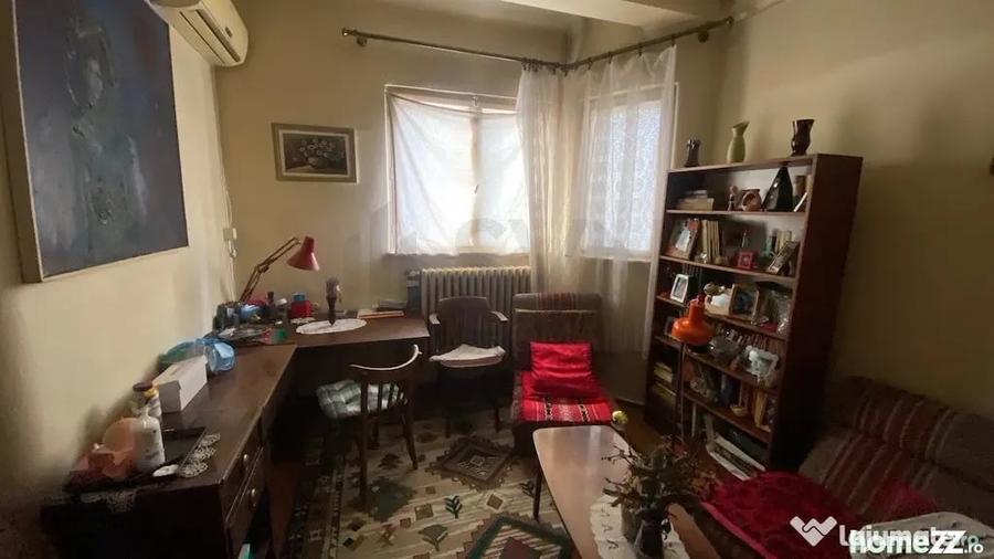 Apartament cu 3 camere decomandat în Cișmigiu