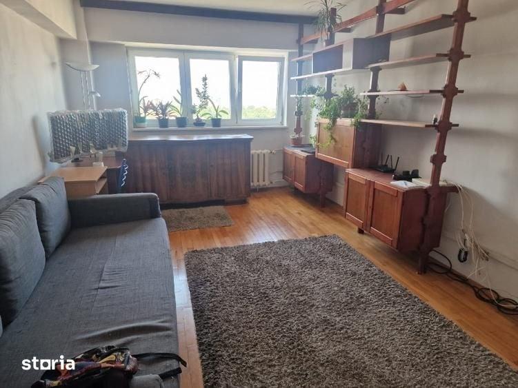 Apartament 3 camere cu loc de parcare in zona Stefan Cel Mare 5 min de - 6