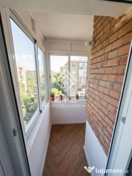 Apartament cu 4 camere decomandat în Central