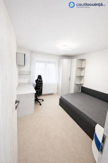 Apartament cu 4 camere în Drumul Taberei