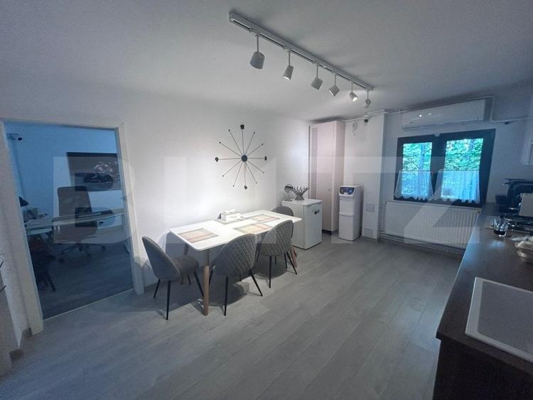 Apartament cu 4 camere decomandat, mobilat în 1 Mai