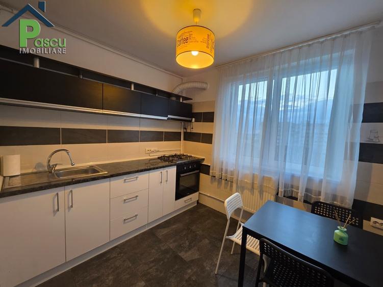 Apartament cu 2 camere semidecomandat în Eroii Revoluției