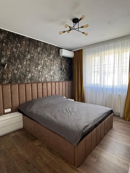 Apartament cu 4 camere semidecomandat, mobilat în P-ța Gorjului