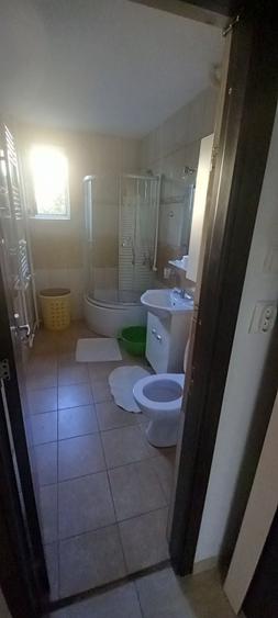 Apartament cu 2 camere semidecomandat în Calea București