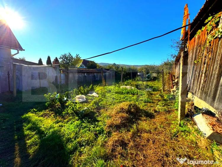 Casă cu 2 camere cu Teren 477 Mp în Central