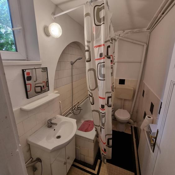 Apartament cu 3 camere în Cotroceni