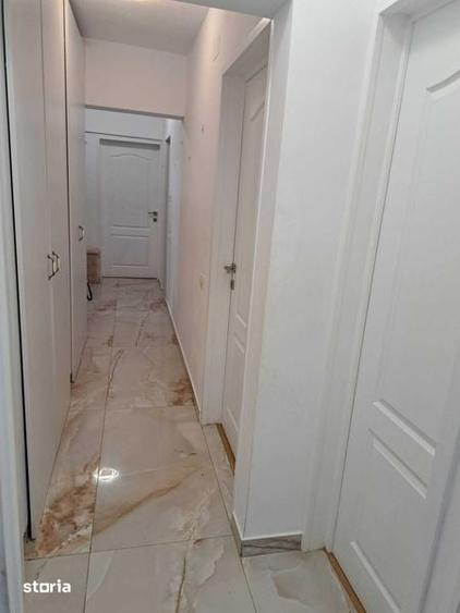 Apartament cu 4 camere decomandat în Pantelimon