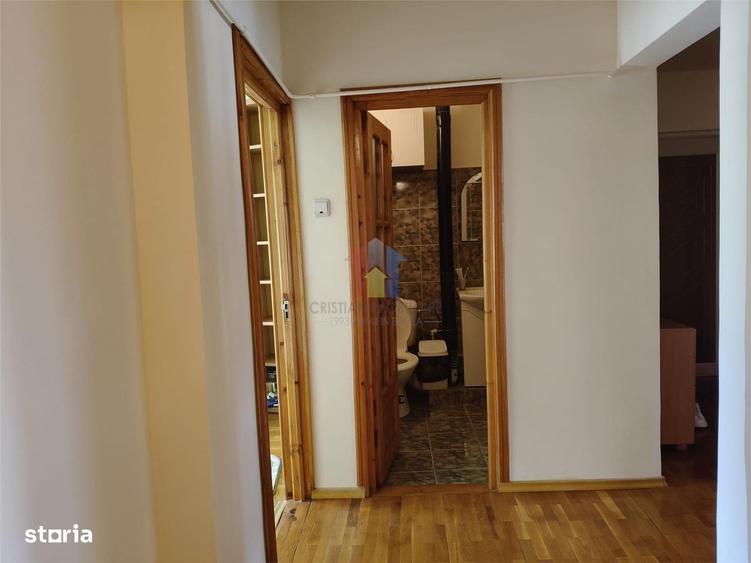 Apartament cu 3 camere în Buzaului