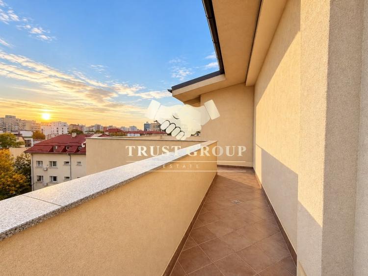 Apartament cu 3 camere decomandat, mobilat în Ultracentral