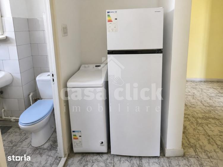 Apartament cu 3 camere decomandat în Piața Centrală