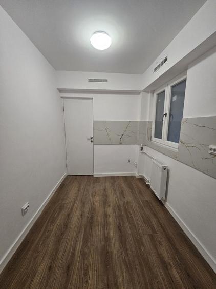 Apartament cu 2 camere decomandat în Eroii Revoluției