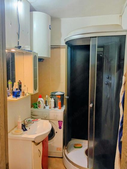 Garsonieră decomandată în Micro 1
