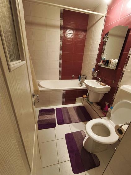 Apartament cu 3 camere decomandat în Decebal
