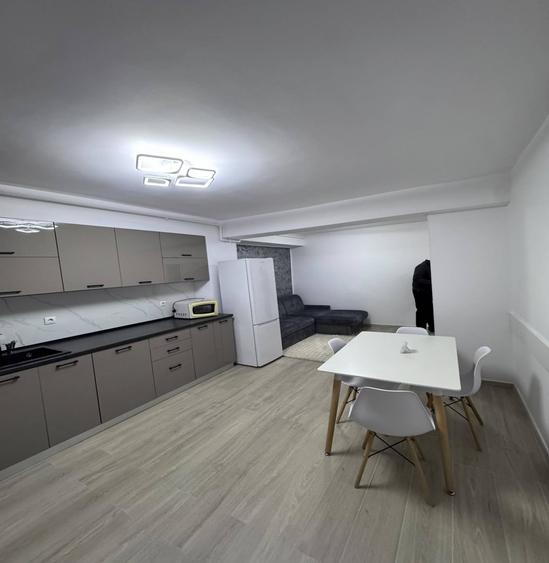 Garsonieră semidecomandată în Dâmbul Rotund